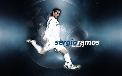 凤凰体育精华-于帕梅卡诺让拜仁无奈